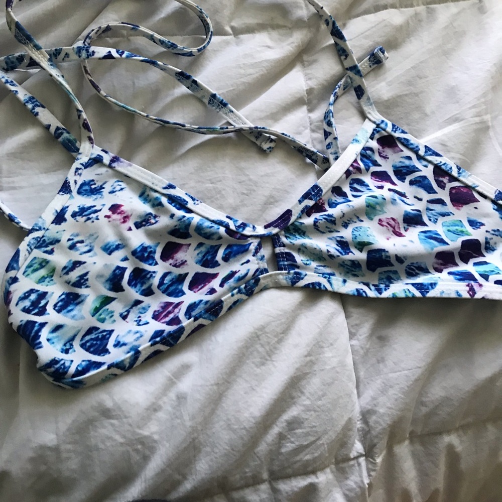 Merman vent top